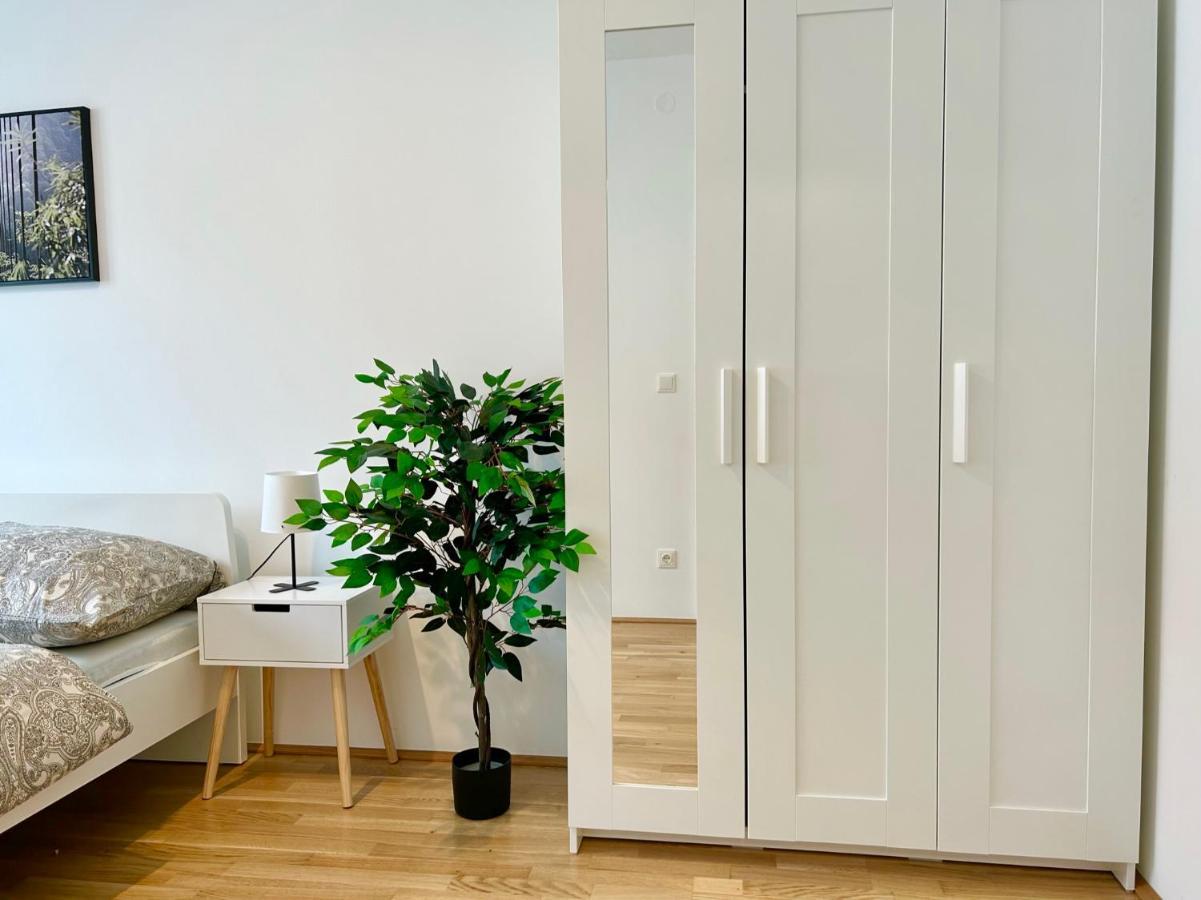 Apartmán 80 M2 - Terrace - Free Parking Vídeň Exteriér fotografie