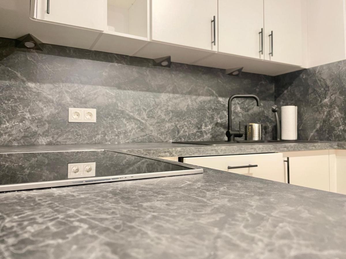 Apartmán 80 M2 - Terrace - Free Parking Vídeň Exteriér fotografie