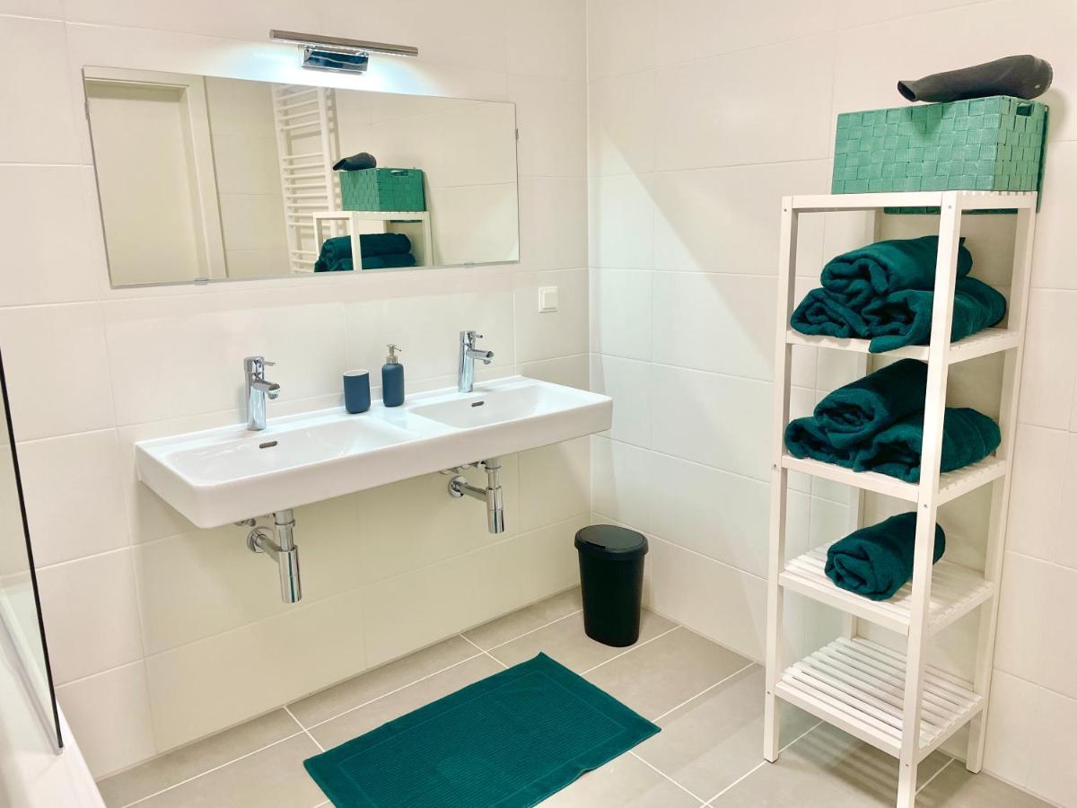 Apartmán 80 M2 - Terrace - Free Parking Vídeň Exteriér fotografie